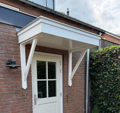 Houten deurluifel Amsterdam met draagarmen